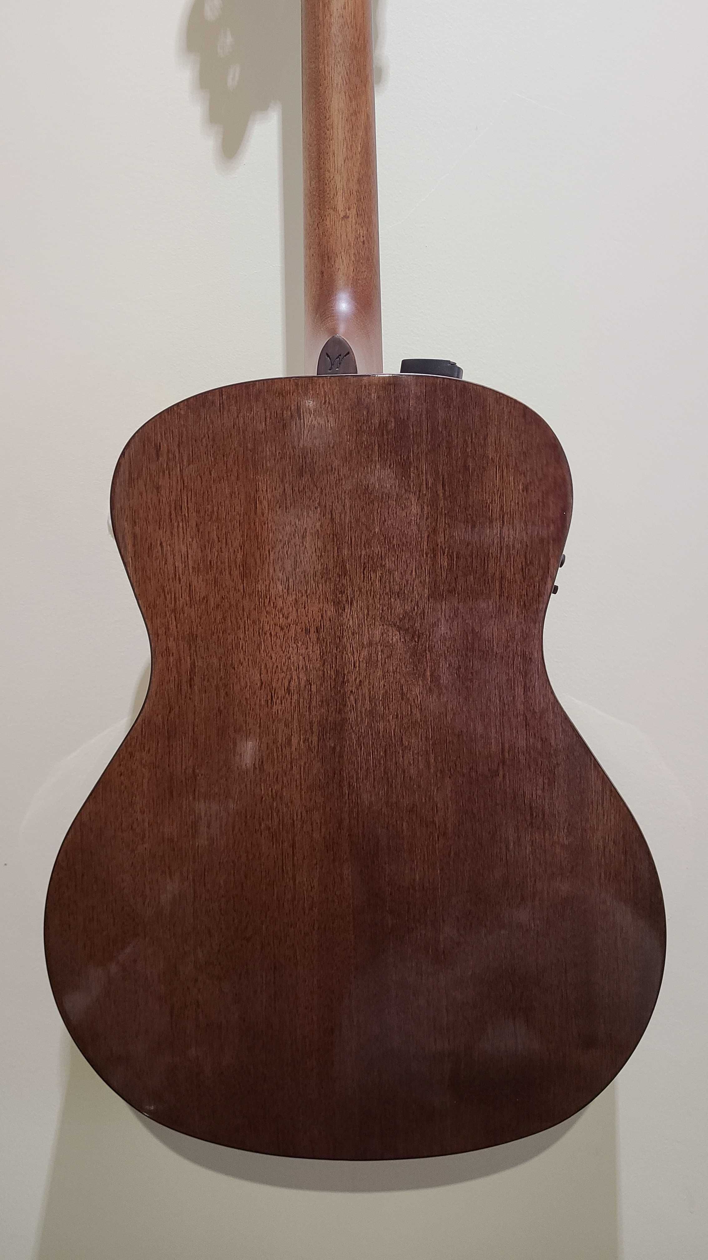 Guitarra acústica Washburn WLO12SE Woodline