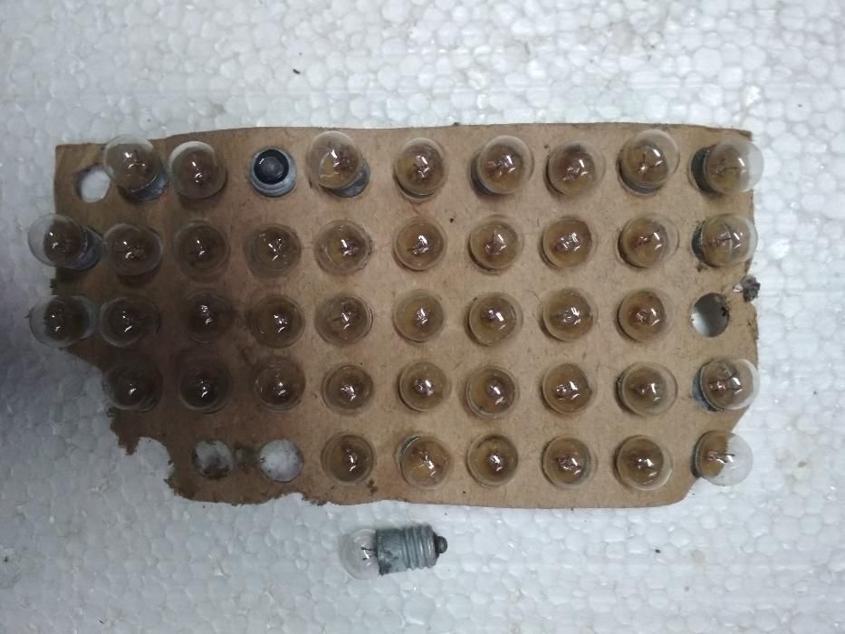 лампочка для карманного фонаря СССР