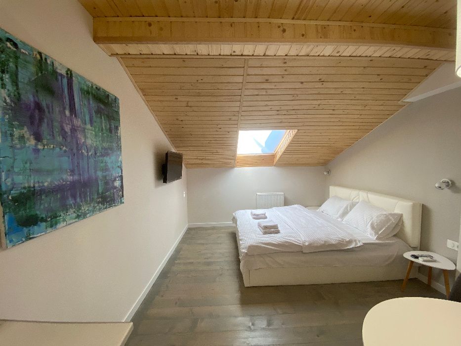 Апартаменти на Лесі Українки, бічна Площі Ринок.