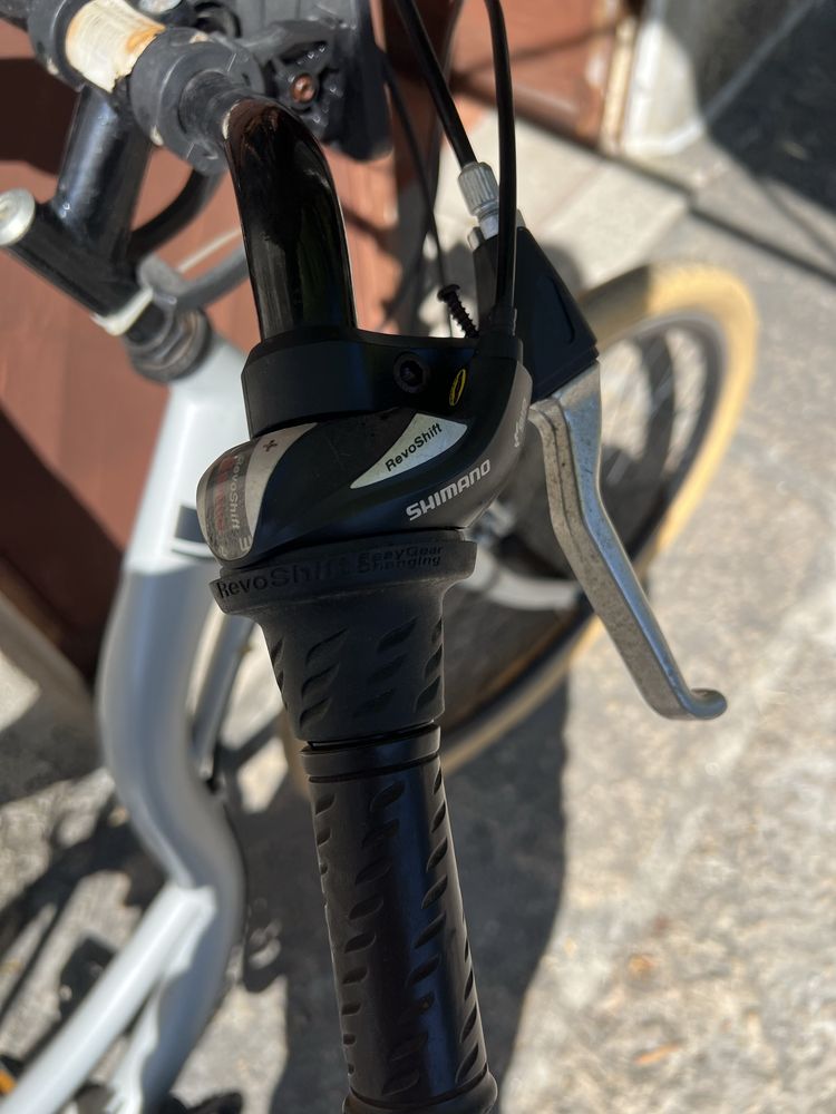 Bicicleta cidade - mulher