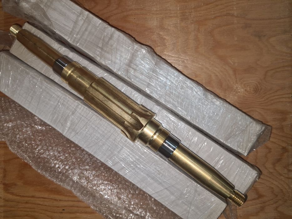 Судовой двигатель 6ч18/22