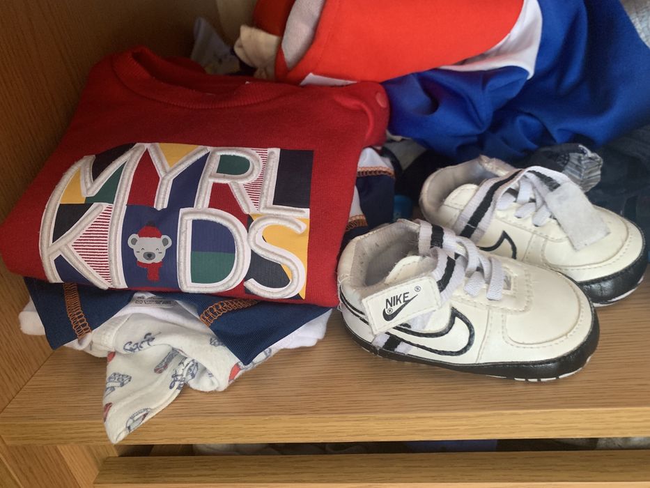 Roupa de bebé menino