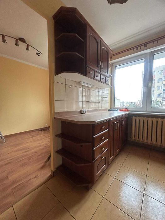 Meble do kuchni z wyposażeniem, drewniane fronty