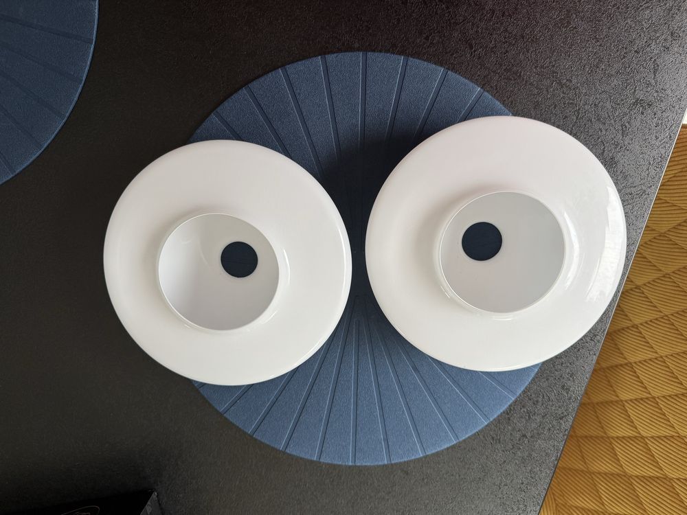 Klosz biały szkło Ikea 2 sztuki średnica 19 cm