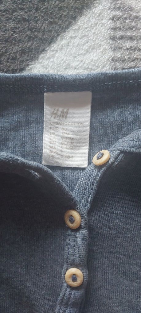 2 x podkoszulek h&m i cienka bluzeczka r. 80