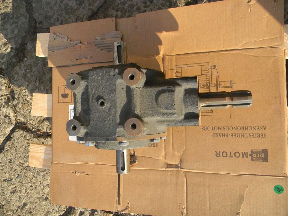 przekładnia skrzynia kopaczki krukowiak PRK-090-02.KK1.L/P 1.93:1