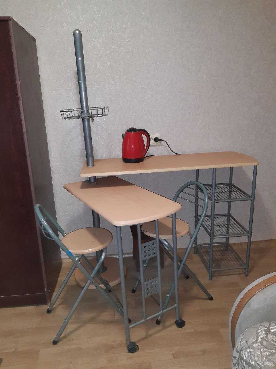 Пр.Б.Хмельницкого, тупик 136й маршрутки, 1к.кв, 13 тыс.у.е.
