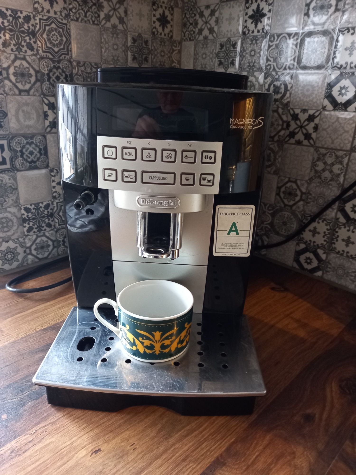 exspres do kawy Delonghi