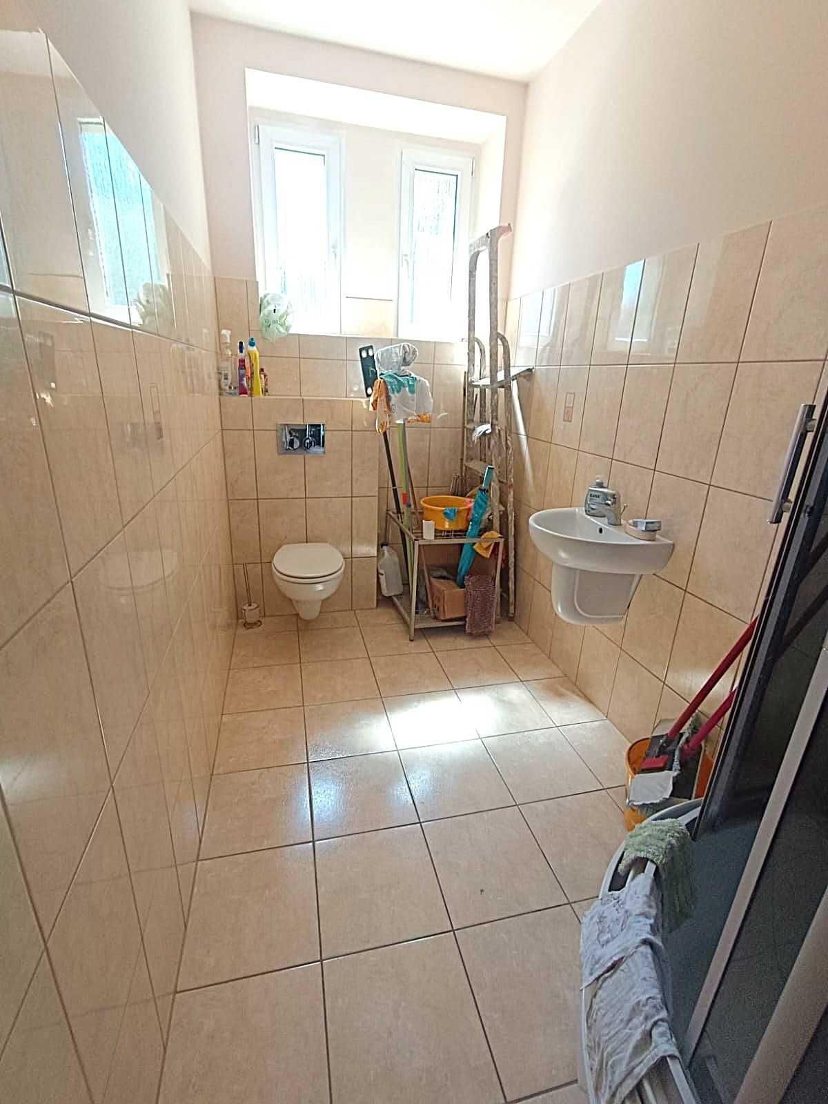 Lokal na sprzedaż - Krapkowice, ul. Prudnicka (pow. 139 m2, parter)