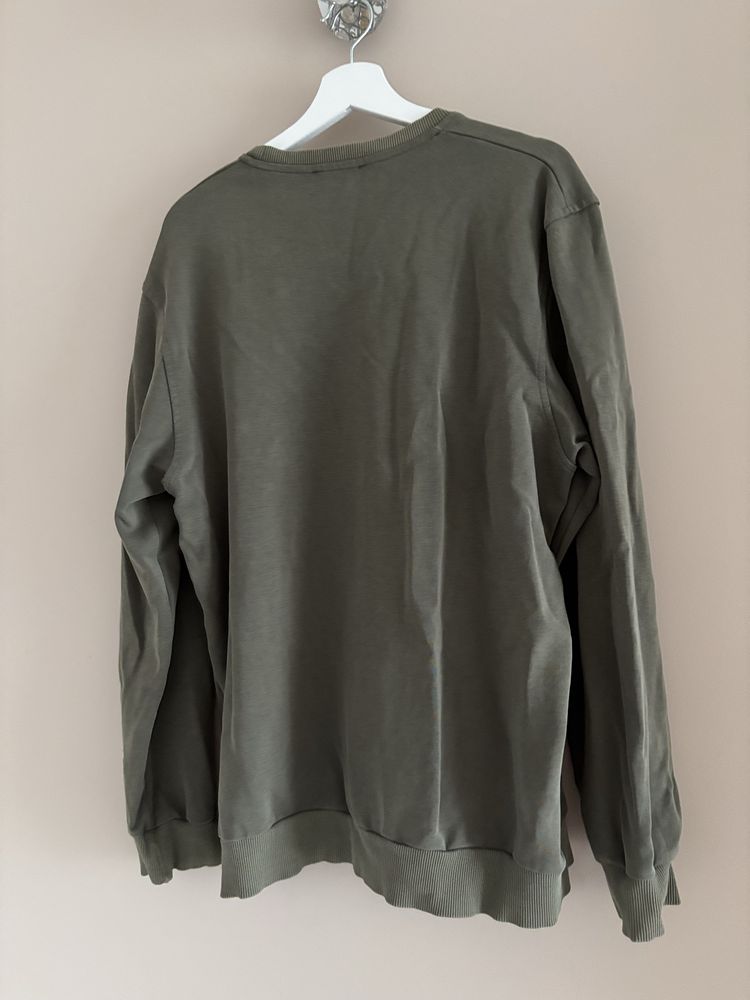 Bluza z napisem Moose Knuckles