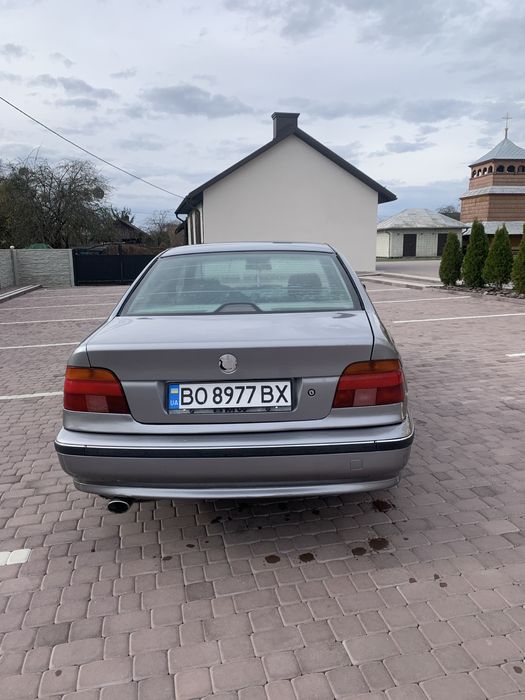 Продам бмв є 39 в хорошу стані