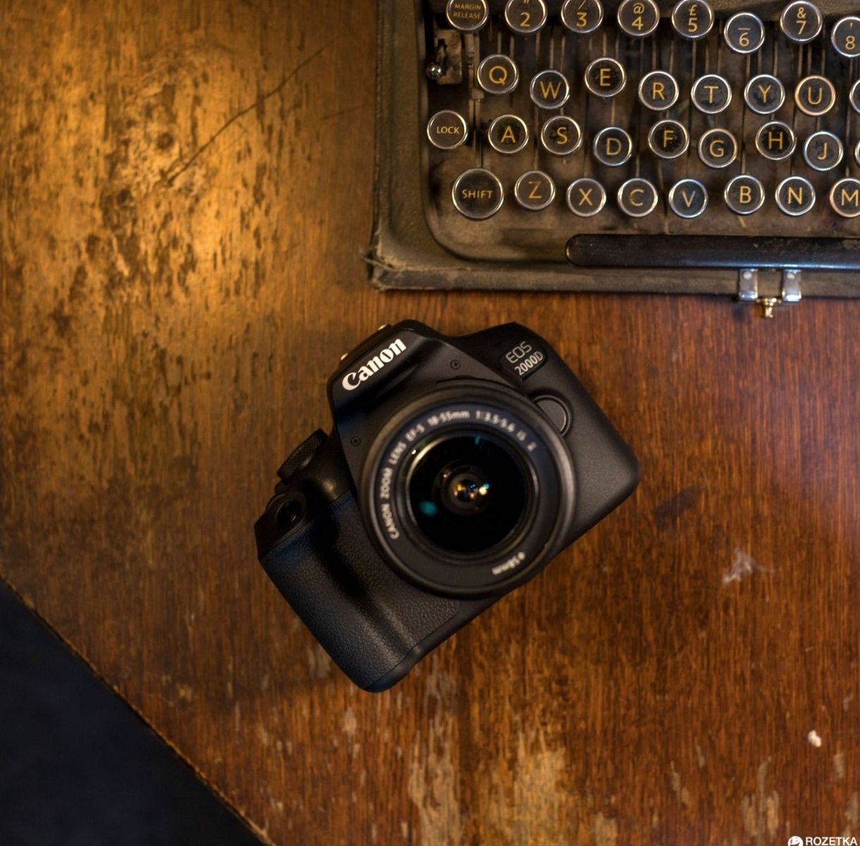Фотоапарат Canon EOS 2000