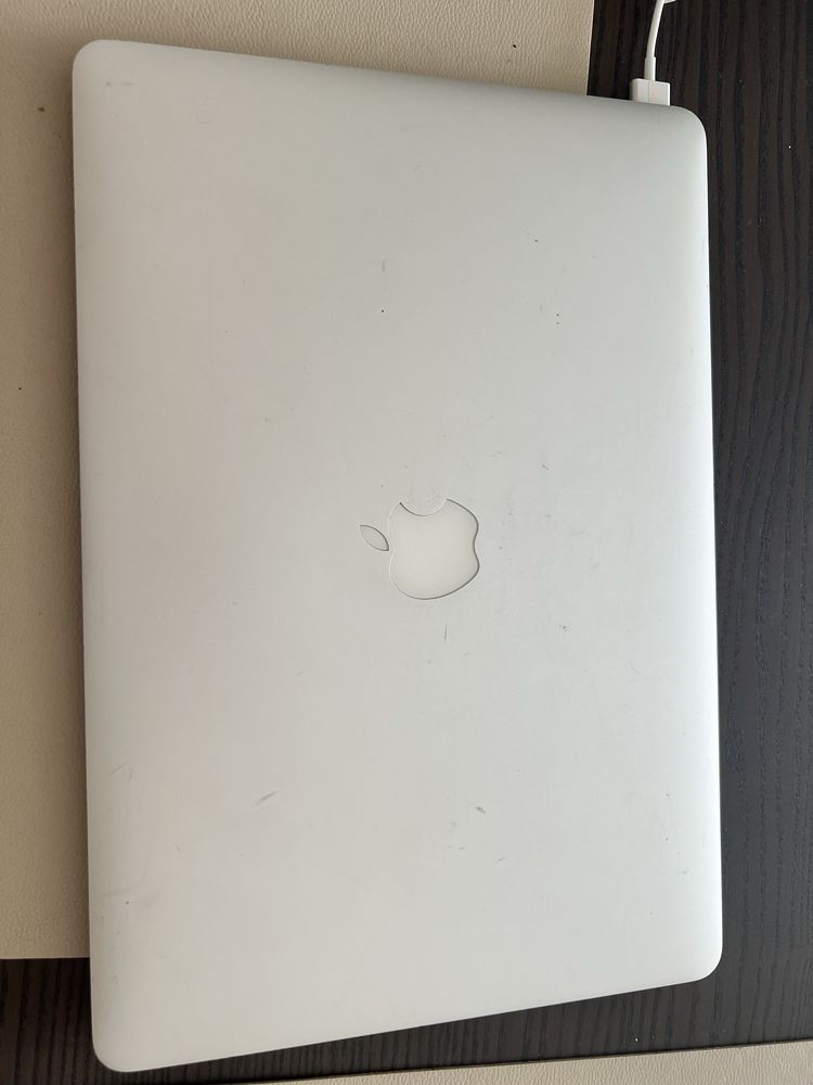 Apple Macbook Pro 15” proc i7  A1398  Geforce GT