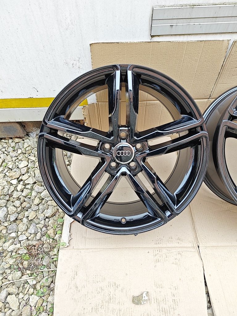 Felgi alu 5x112 19" Audi A5 A7 Q5 Q8 E-tron J8,5 ET35 WH11