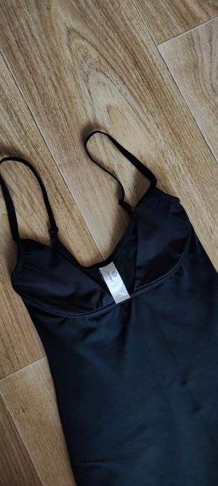 Боді-сукня з відкритим бюстом