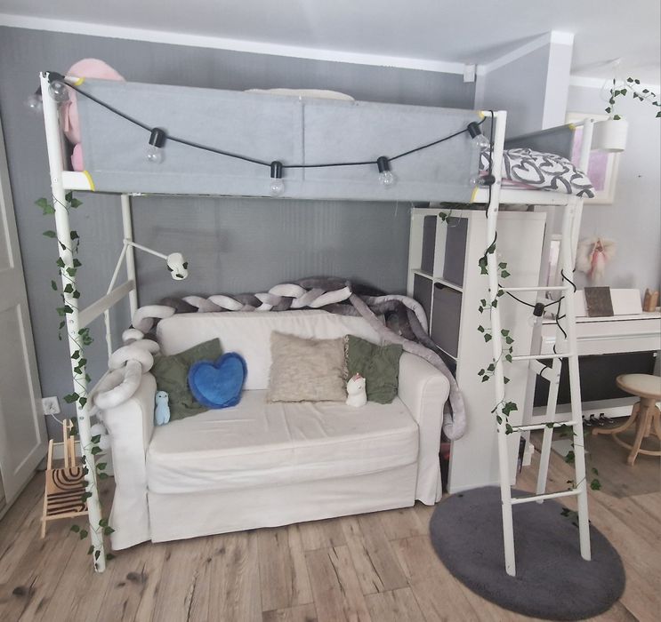 Rama łóżka wraz z materacem