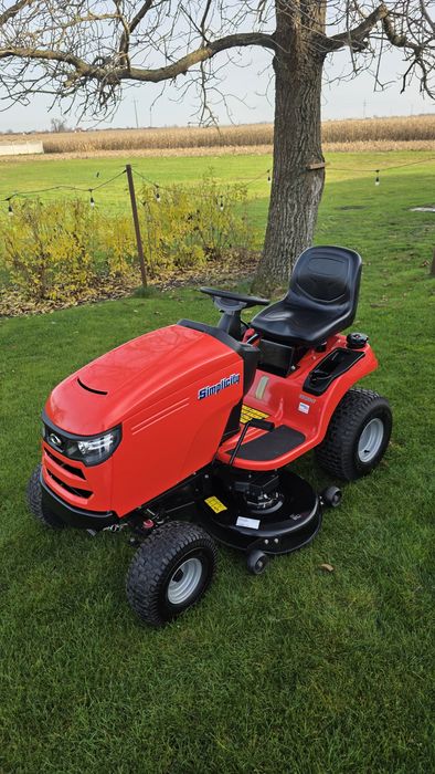 Kosiarka traktorek do trawy z bocznym wyrzutem Simplicity Regent