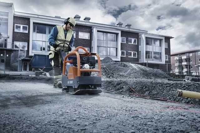 Husqvarna LG 300, Honda 8 KM, 60 cm, 270 kg. Zagęszczanie gruntu