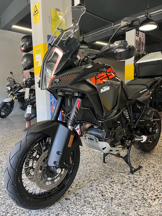 KTM 1290 Super Adventure S optima Top Case Escape Leo Vince Crash-Bars