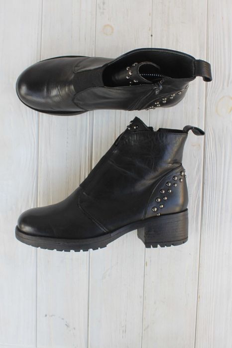 Ботильйони B&Co шкіра Італія 37р черевики ботильоны ботинки