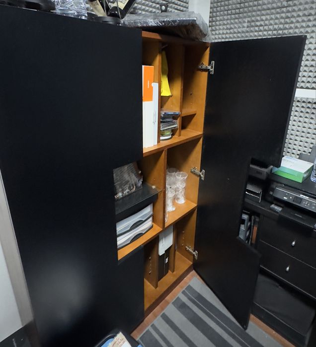 Vendo móvel / Armário/ Garrafeira