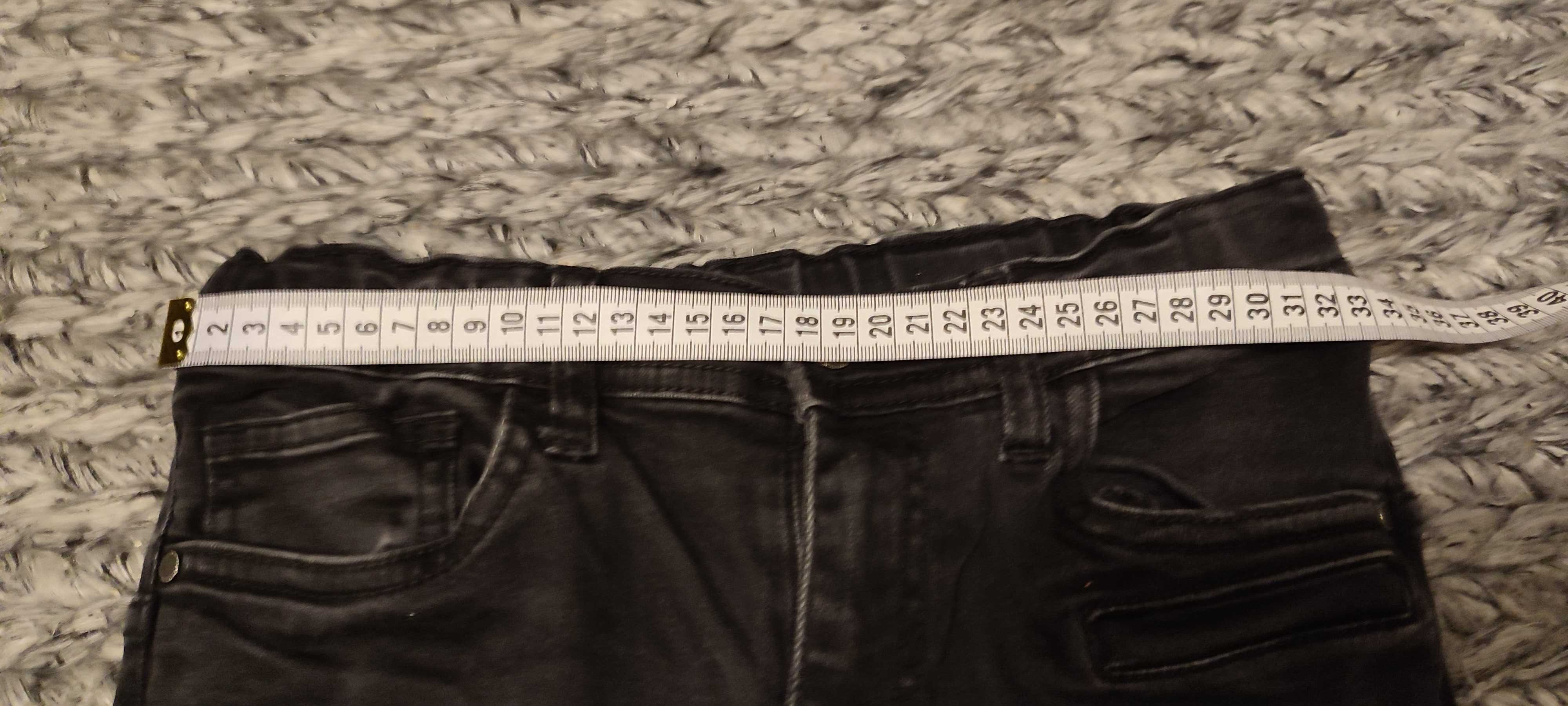 spodnie chłopięce, jeansy, rozm. 146