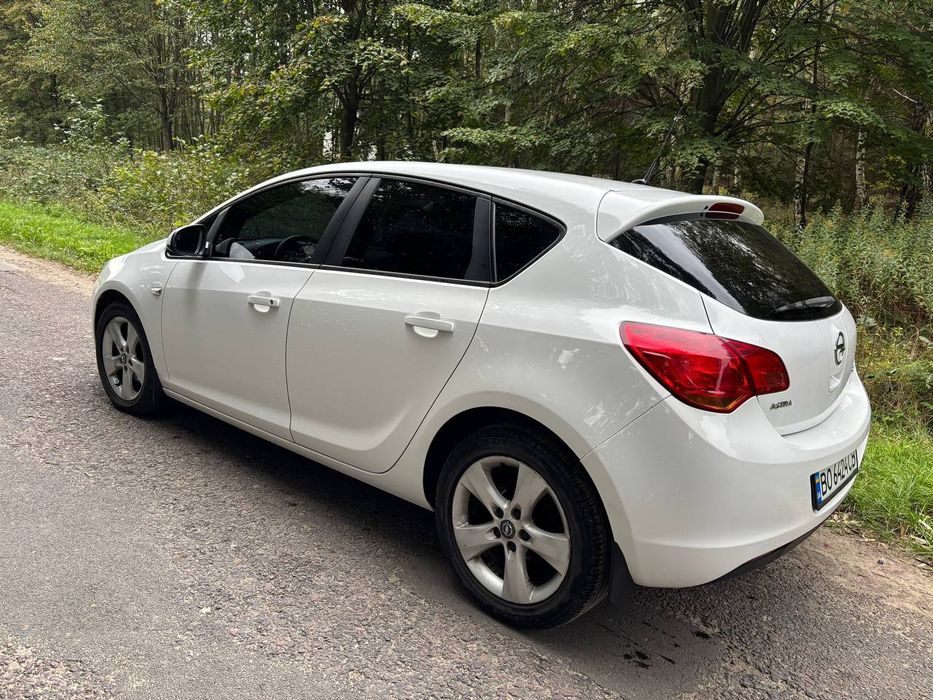 Opel Astra j.1.7 cdti