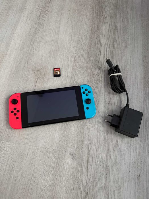 Konsola Nintendo Switch V2 + Gra The Legend of Zelda + Ładowarka