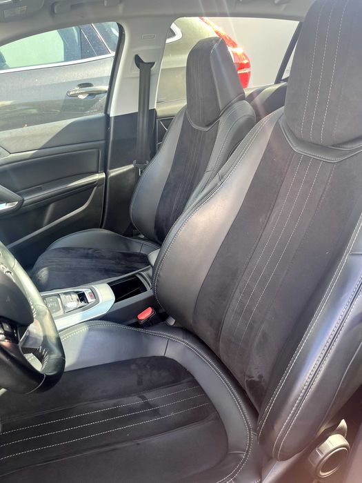 Peugeot 308 PureTech 130 EAT8 Allure Pack