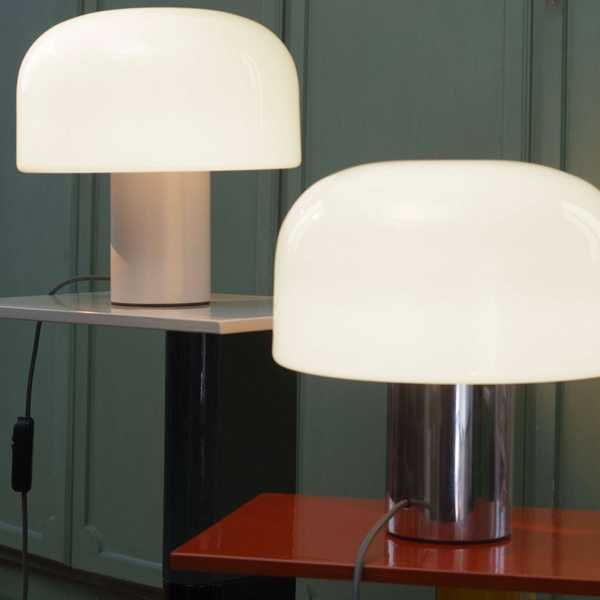 Candeeiro de mesa – BELLHOP Glass T da Flos (Original e Novo)