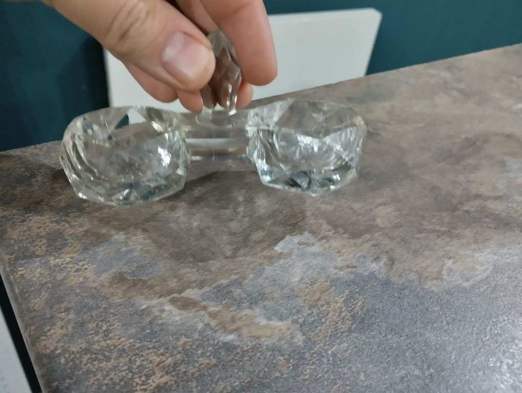 Ząbkowice przyprawnik transparentny