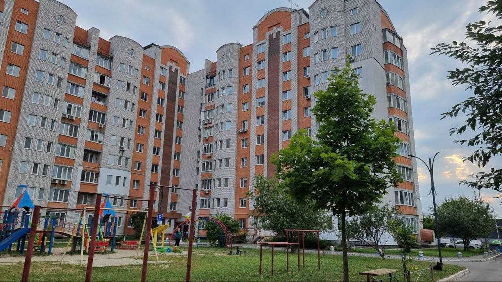 10000! Діти так! Газ! Велика 1к квартира в розвинутому районі Бучі