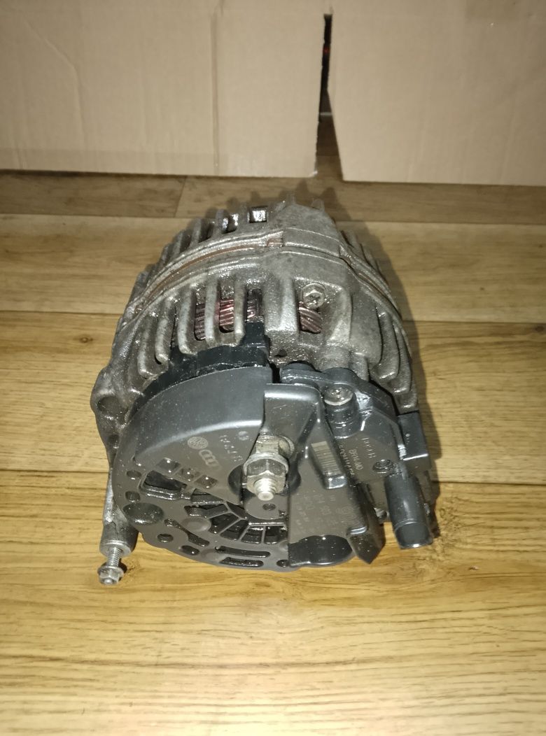 VW T4 2,5 TDI Alternator super stan gwarancja ideał wysyłka