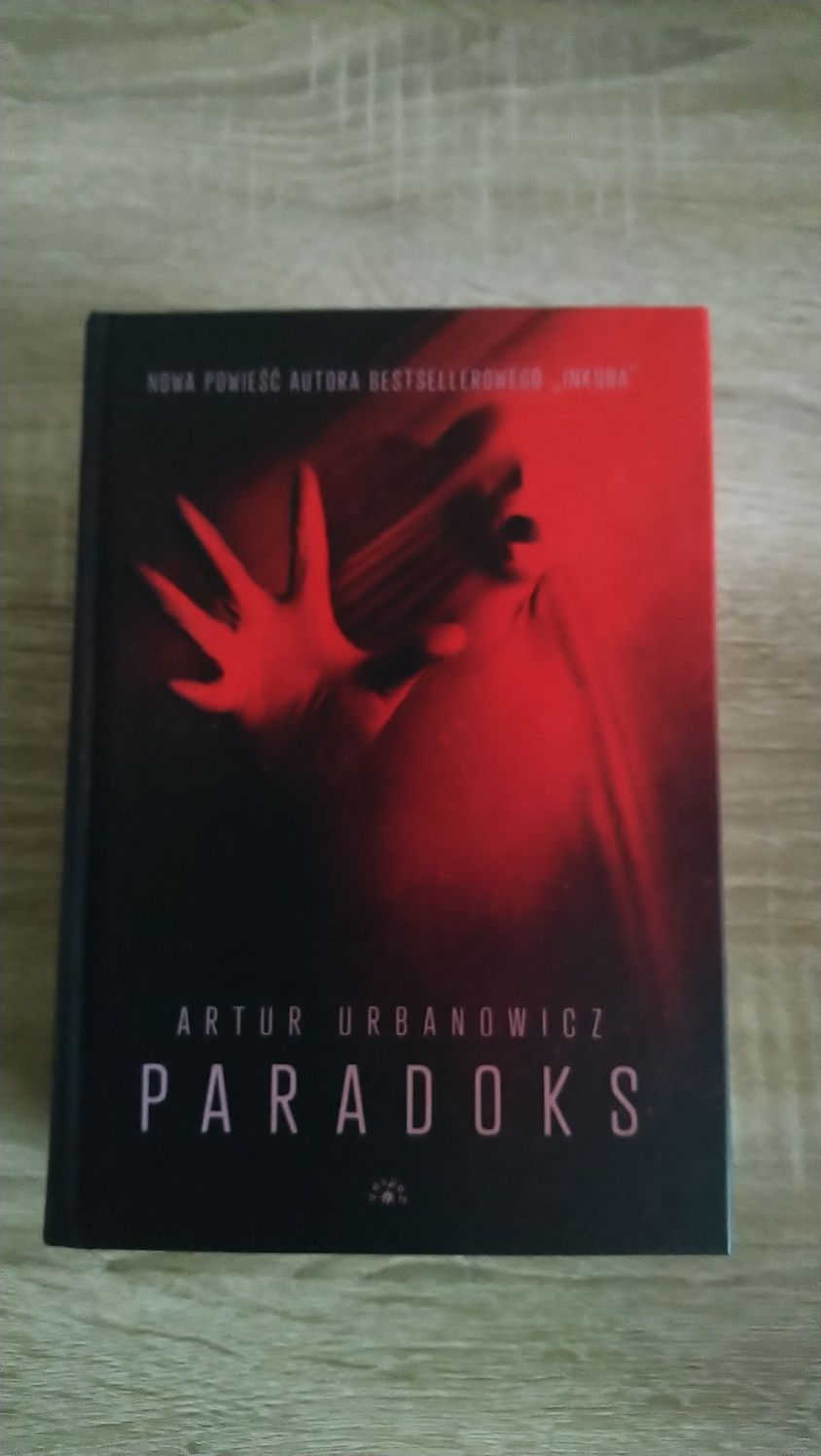 Paradoks - książka