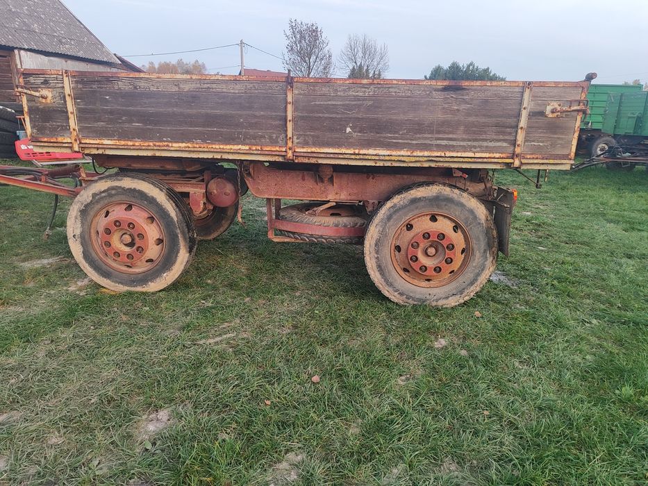 Przyczepa wywrotka 2 osiowa wywrot na 3 strony