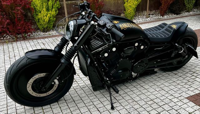 Harley Davidson V-Rod black mat