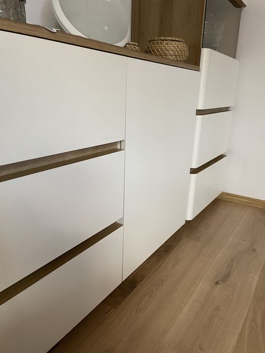 Meble do salonu białe