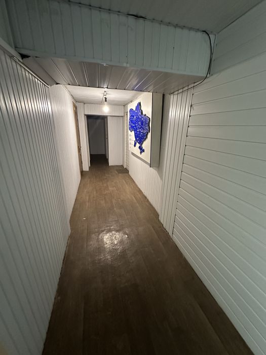 Оренда офісу 220 м² — 7 кабінетів, цоколь, вул. Незалежної України, 51