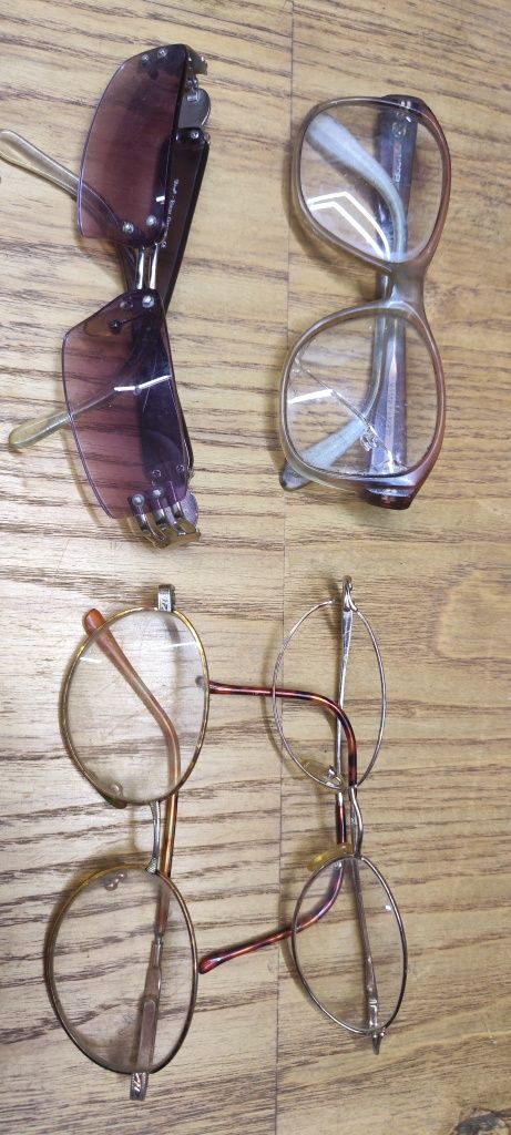 Okulary zdecydowanie na cześć lub do naprawy