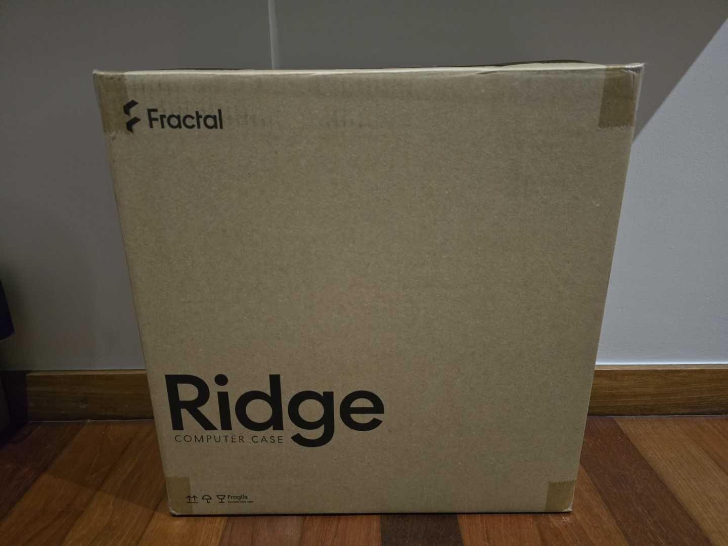 Caixa Fractal Design Ridge Mini-ITX USB 3.0 com Riser PCIe 4.0 Branca