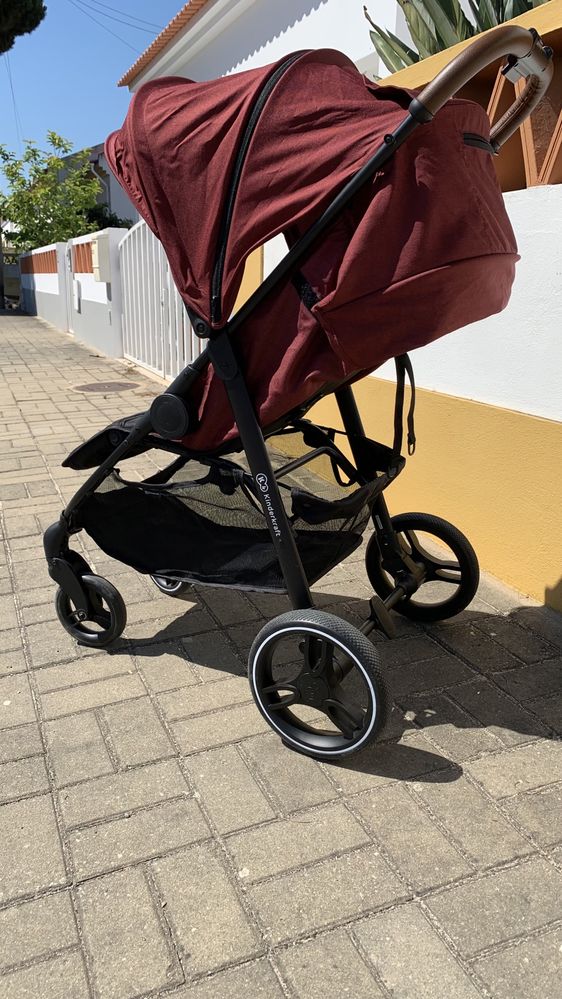 Carrinho de Passeio Kinder