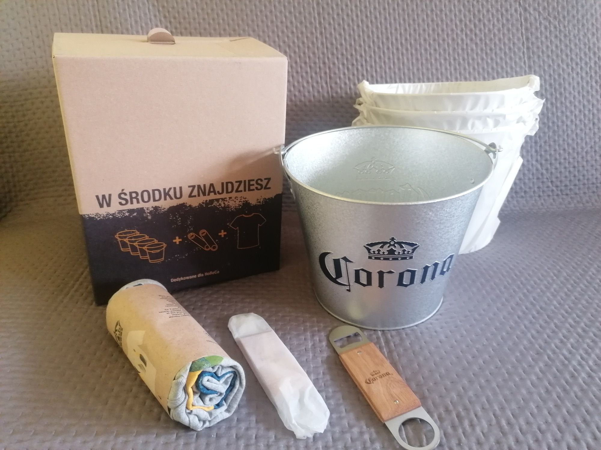 CORONA zestaw, grill, wiaderko, piwo, koszulka, otwieracz piwo