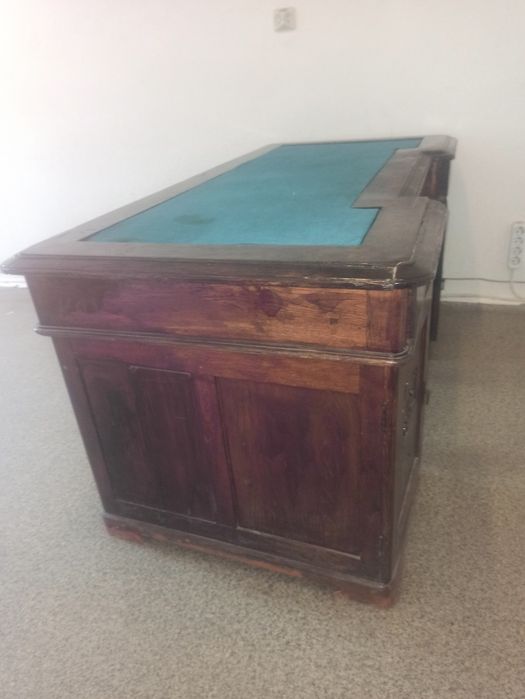 Продам канцелярский стол