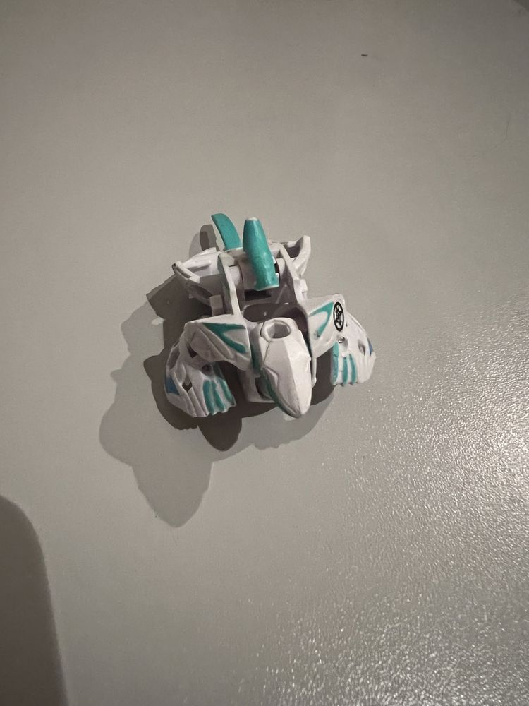 Bakugan figurki kule postacie evolution 8szt