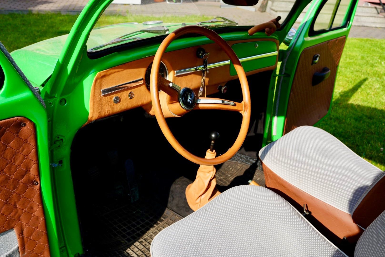 Volkswagen Garbus Event Car - Prosseco Van - Volkswagen Garbus 1967r - reklama - rollbar