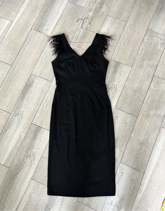 Чорна сукна розмір 42-44