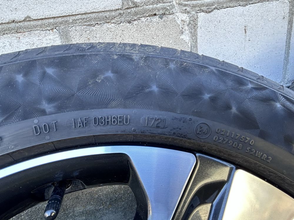 Kia Sorento IV Felgi 19 cali  jak Nowe z Oponami  r
