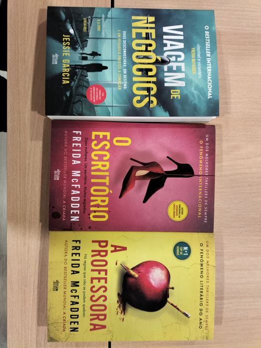 Livros Freida McFadden e Jessie Garcia