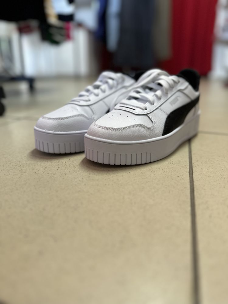 Puma Carina Street