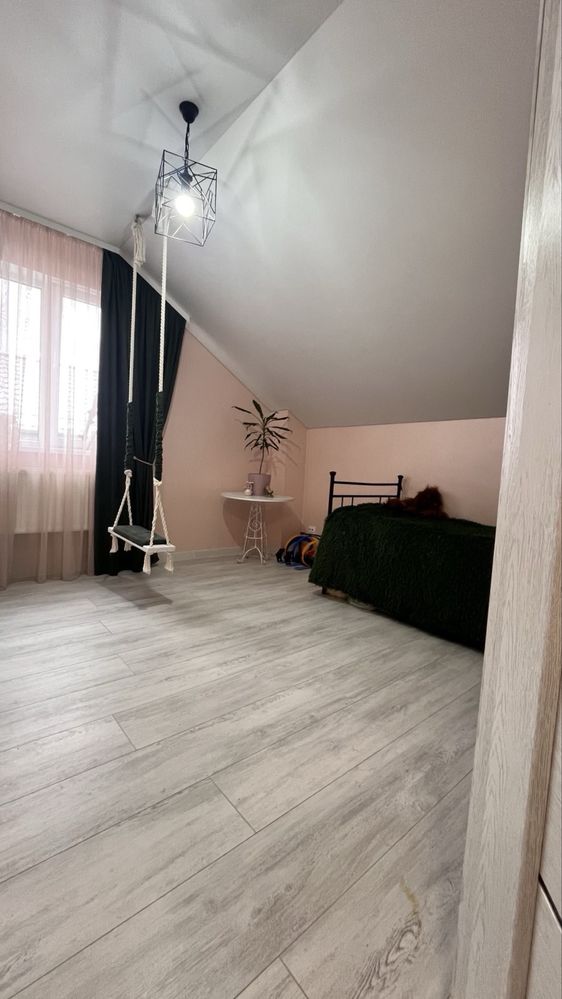 Продам будинок з ремонтом 110 м2, 4 кімнати